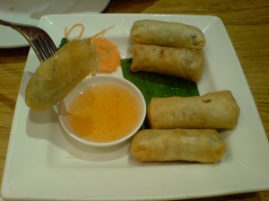 Poh Pia Tod - vegetable spring rolls